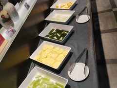 自助取餐区-前门后头老北京铜锅涮肉·京味菜·烤鸭(伊藤洋华堂店)