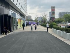 -宝龙城(杭州滨江店)