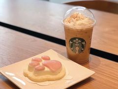 -星巴克(广州南站A18检票口楼上)