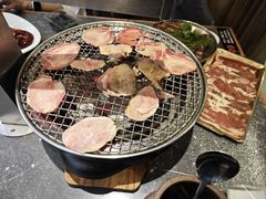 -草家酱蟹炭火烤肉店(珲春南路二店)