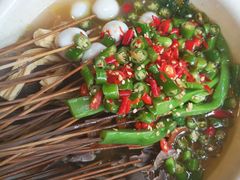 藤椒味钵钵鸡-嘉州叶婆婆钵钵鸡(建设路店)