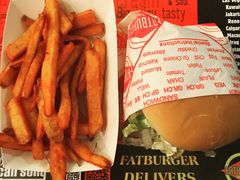 -FATBURGER 特富客汉堡(外交公寓店)
