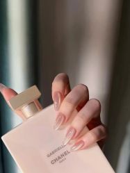 -由甲·美甲美睫工作室