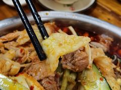 -周良天山牛杂城(天山路总店)