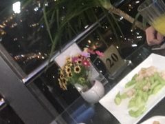 -天塔旋转餐厅