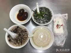 -芳婆糕团店(王府大街店)
