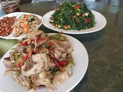 -苏莱特色牛骨滩羊手抓馆(长城东街总店)