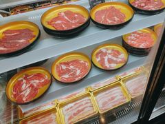 -雍容荟帝王蟹活龙虾展台自助(IFS黑金店)