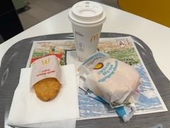-麦当劳(上海虹桥站30B检票口楼上)