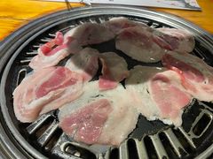 -唯成•韩国炭火烤肉 유성고기