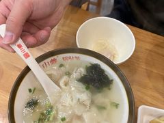 泡泡小馄饨-小姜锅贴(凤凰街店)