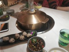 -喃喃椰·糟粕醋·椰子鸡火锅(七堡花园店)