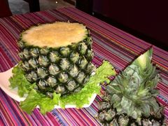 -香巴拉云南餐厅(华莱坞店)