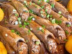鱼锅饼子-五谷丰登农家院·地道胶东菜·海鲜烧烤(威海店)