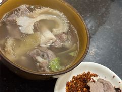 -周老三跷脚牛肉·全牛火锅(非遗传承店)