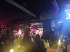 -东岸Cafe 爵士俱乐部