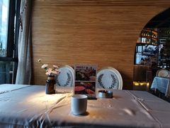 -酤居湖景音乐餐吧(安宁店)