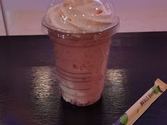 樱花莓莓酸奶-瑞幸咖啡(浦江双辉店)