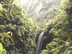 -龙水峡地缝景区