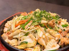 牛肠炒蔬菜-九州酒场ひこぞう(2号店)