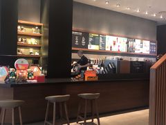 -星巴克(杭州湖滨银泰E区店)