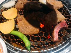 调味猪排-本家韩国烤肉(青岛万象城店)