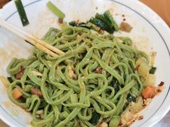 -秦君宝手擀菠菜面(金花路店)