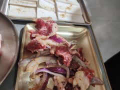 -围炉肉舍•炭烤活鳗•丹东海鲜烤肉(步行街店)