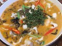 -龙少爷碳火干锅(环球中心店)