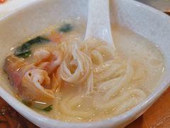 -鱼遇木桶斑鱼火锅(塔湾店)