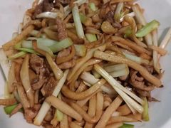 杏鲍菇肉丝-绿茶餐厅(天津天河城店)