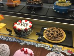 -DQ·蛋糕·冰淇淋(虹口龙之梦店)
