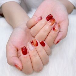 -七彩虹美甲美睫 半永久
