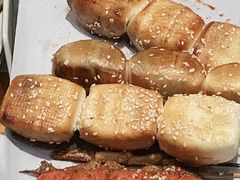 蜜汁小馒头-木屋烧烤(坂田天安云谷店)