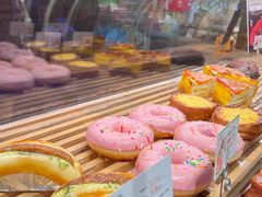 甜甜圈-卡萨米亚动物奶油生日蛋糕(新都汇店)