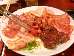 牛肉拼盘-七輪焼肉 榮華亭(難波店)