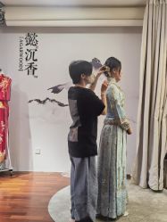 -懿沉香中式嫁衣礼服秀禾服龙凤褂马来褂旗袍总店