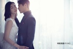 现代简约-巴黎婚纱摄影工作室