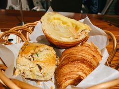 芝心流奶羊角包-麦田工坊(月湖店)