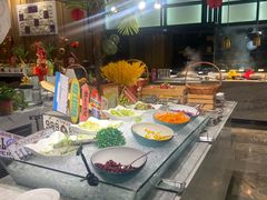 -飨食汇全日制餐厅·昆山皇冠假日酒店(九方店)