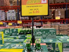 -洛哈思全球商品折扣仓(昆山路店)