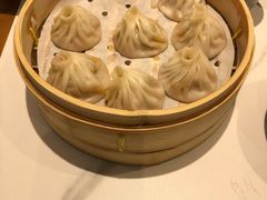 -馋三尺蟹粉小笼(人民广场店)