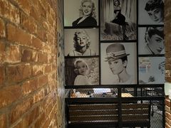 -悦屋老板娘的烤肉店(紫薇田园店)