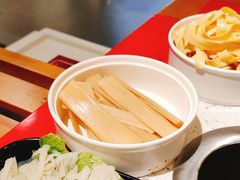 宽粉-牛華八婆火锅串串(南中环店)