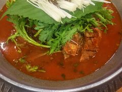 -喇喇排骨火锅·传统韩式脊骨汤(望京西园总店)