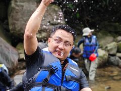 -安吉龙王山峡谷漂流