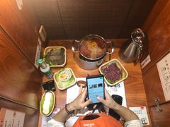 -独食火锅·半米屋台(直营总店)