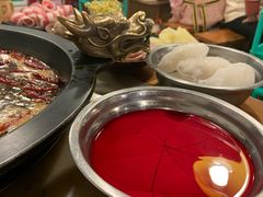 -黄潇洒老火锅(九眼桥宏济巷店)