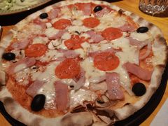 -JINNS锦时 steak&pizza(浸信会礼拜堂旧址店)