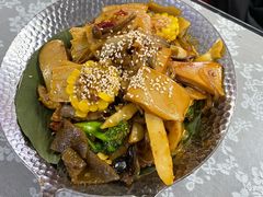 -天天向上素食餐厅(五台山店)